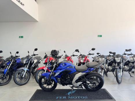 YAMAHA FZ 25 250 Fazer Flex , Foto 4