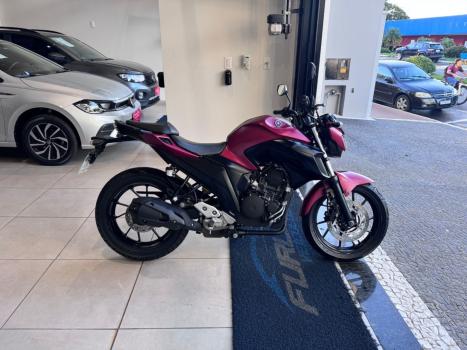 YAMAHA FZ 25 250 Fazer Flex , Foto 3