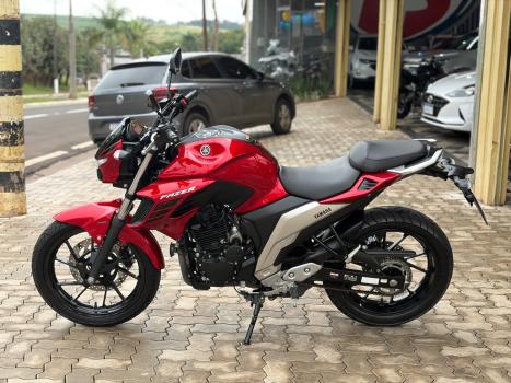 YAMAHA FZ 25 250 Fazer Flex , Foto 4