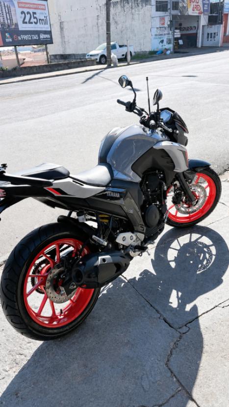 YAMAHA FZ 25 250 Fazer Flex , Foto 4