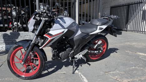YAMAHA FZ 25 250 Fazer Flex , Foto 2
