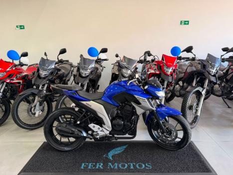 YAMAHA FZ 25 250 Fazer Flex , Foto 1