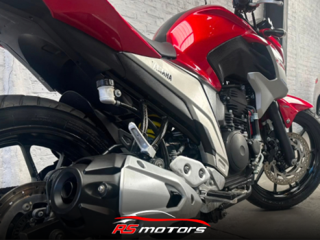 YAMAHA FZ 25 250 Fazer Flex , Foto 9
