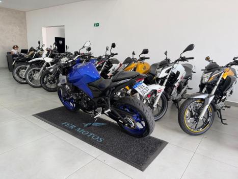 YAMAHA MT-03 300 , Foto 5