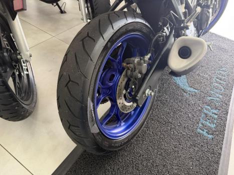 YAMAHA MT-03 300 , Foto 10