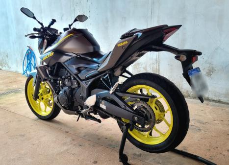 YAMAHA MT-03 300 ABS, Foto 4