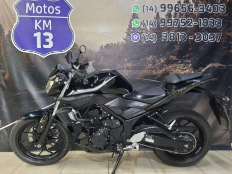 YAMAHA MT-03 300 ABS, Foto 2