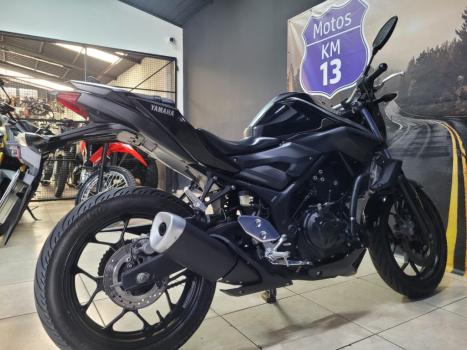 YAMAHA MT-03 300 ABS, Foto 3