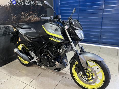 YAMAHA MT-03 300 ABS, Foto 4