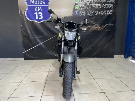YAMAHA MT-03 300 ABS, Foto 8