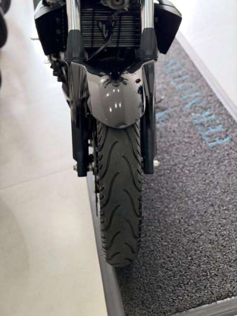YAMAHA MT-03 300 ABS, Foto 8