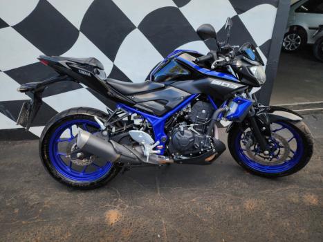 YAMAHA MT-03 300 ABS, Foto 4