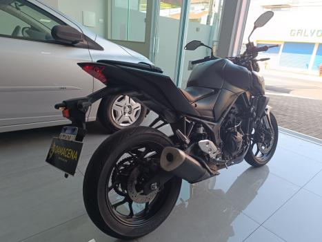 YAMAHA MT-03 300 ABS, Foto 8