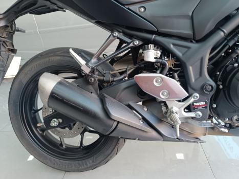 YAMAHA MT-03 300 ABS, Foto 11