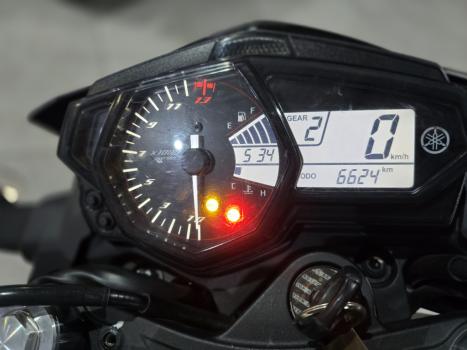 YAMAHA MT-03 300 ABS, Foto 7