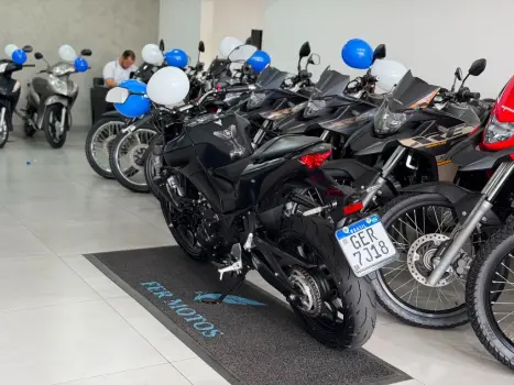 YAMAHA MT-03 300 ABS, Foto 5