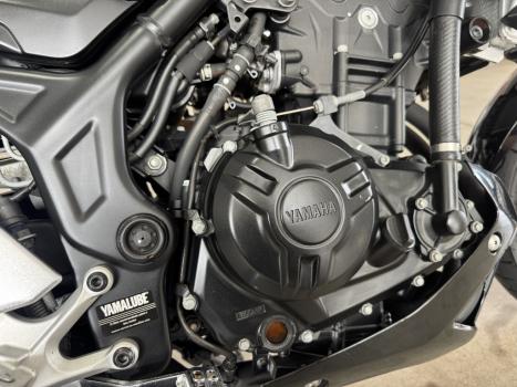 YAMAHA MT-03 300 ABS, Foto 13