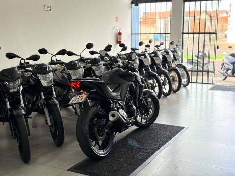 YAMAHA MT-03 300 ABS, Foto 7