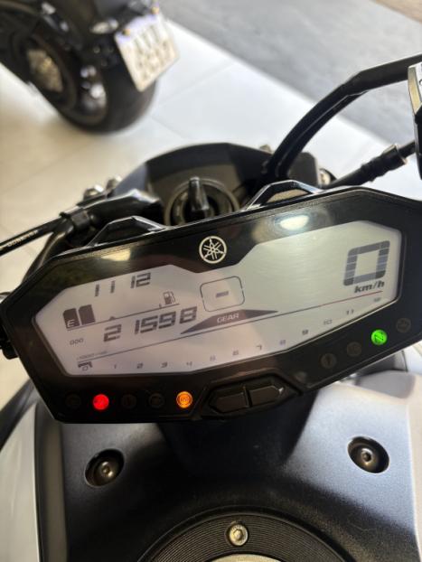 YAMAHA MT-07 700 ABS, Foto 7