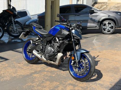 YAMAHA MT-07 700 ABS, Foto 1