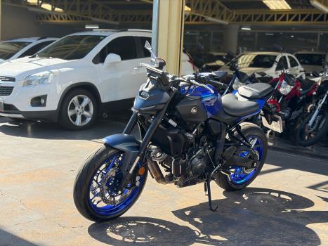 YAMAHA MT-07 700 ABS, Foto 5