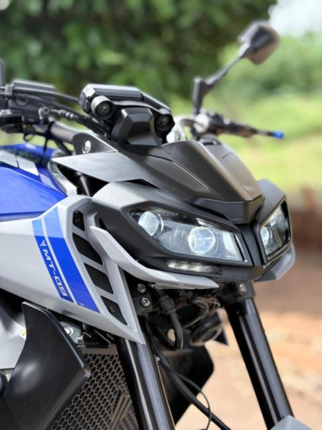 YAMAHA MT-09 850 ABS, Foto 7