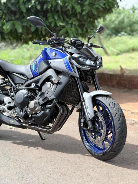 YAMAHA MT-09 850 ABS, Foto 14