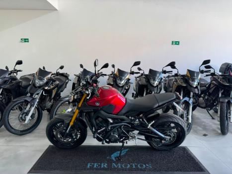 YAMAHA MT-09 850 ABS, Foto 4