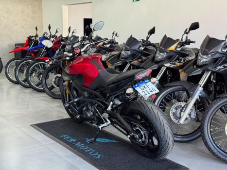 YAMAHA MT-09 850 ABS, Foto 5