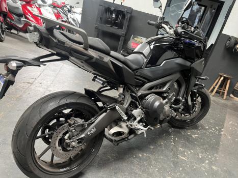 YAMAHA MT-09 Tracer GT 900 , Foto 2