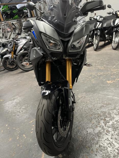 YAMAHA MT-09 Tracer GT 900 , Foto 4