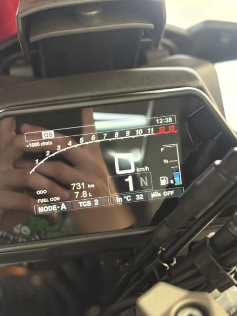 YAMAHA MT-09 Tracer GT 900 , Foto 2 YAMAHA MT-09 Tracer GT 900 , Foto 2