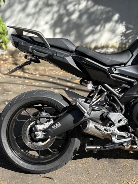 YAMAHA MT-09 Tracer GT 900 , Foto 10