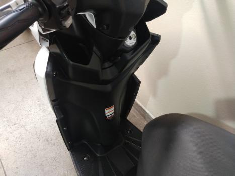 YAMAHA Neo UBS 125 , Foto 7