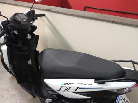 YAMAHA Neo UBS 125 , Foto 9