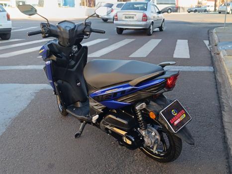 YAMAHA Neo UBS 125 , Foto 2