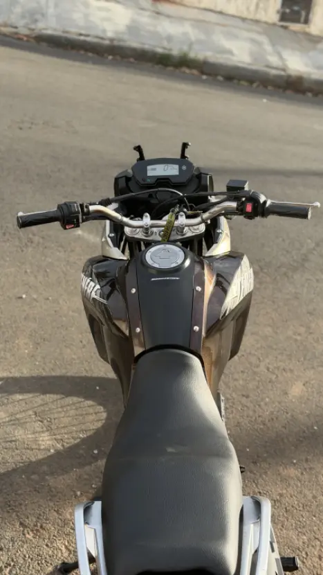 YAMAHA Tener� 250 XTZ, Foto 2