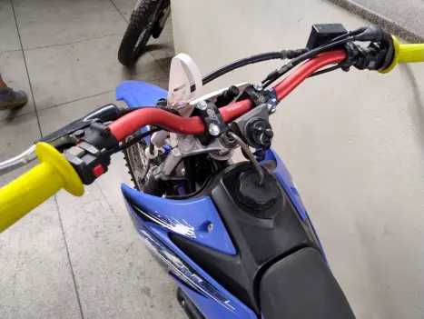 YAMAHA TTR 125 E, Foto 8