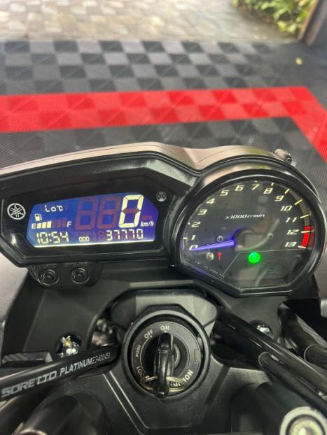 YAMAHA XJ6 600 N, Foto 4