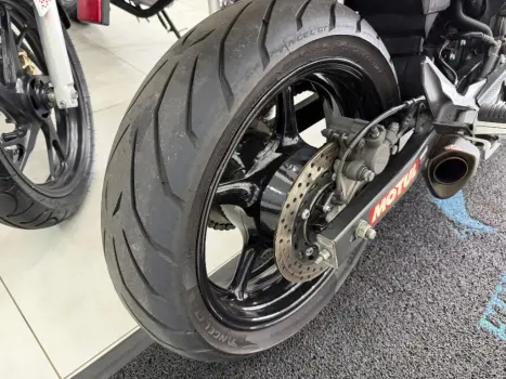 YAMAHA XJ6 600 N, Foto 9