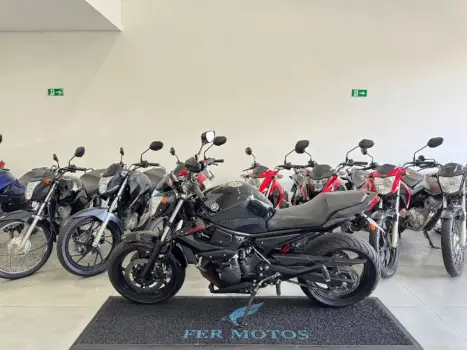 YAMAHA XJ6 600 N, Foto 4