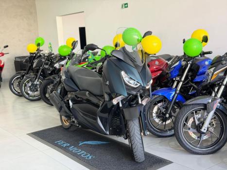 YAMAHA XMax 160 , Foto 2