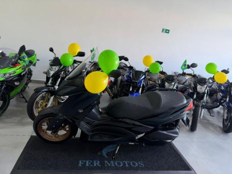 YAMAHA XMax 160 , Foto 4