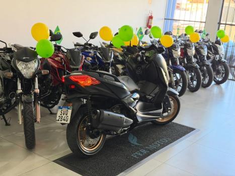 YAMAHA XMax 160 , Foto 6