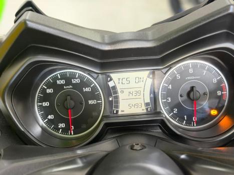 YAMAHA XMax 160 , Foto 8