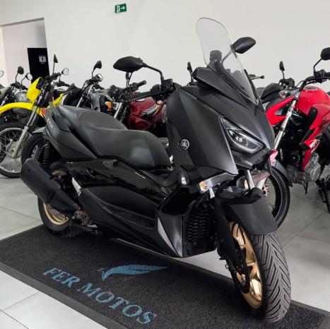 YAMAHA Xmax 250 , Foto 2
