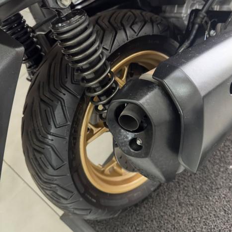 YAMAHA Xmax 250 , Foto 8