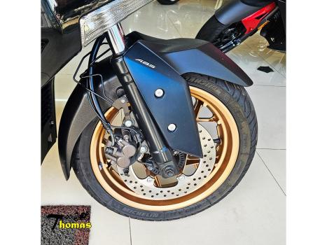 YAMAHA XMax 250 , Foto 6