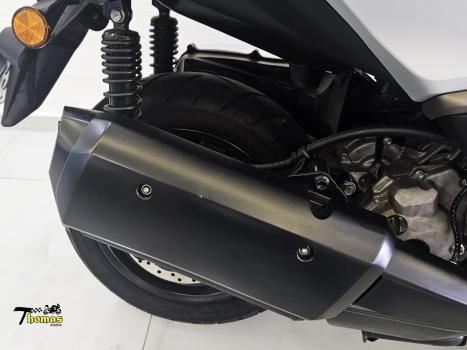 YAMAHA XMax 250 , Foto 8