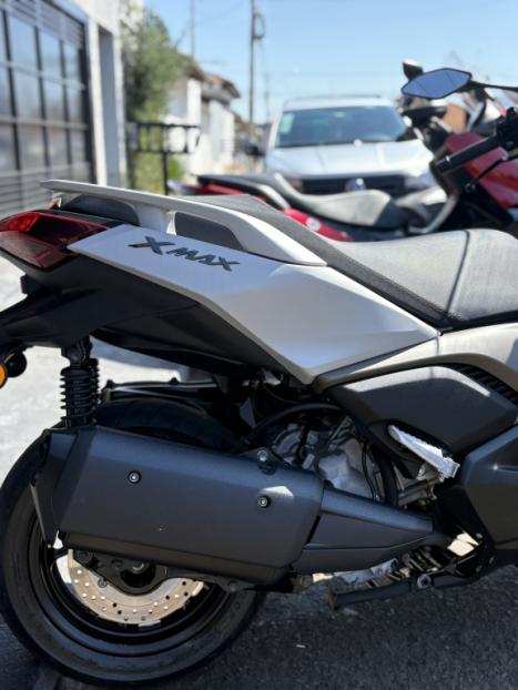 YAMAHA XMax 250 , Foto 4